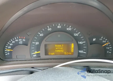 2004 Mercedes-Benz C 240 из США, поврежденный, VIN WDBRF61J54F551736